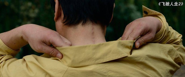 Siêu phẩm mới chiếu 6 giờ đã thu 1.000 tỷ, ẵm điểm cao nhất dịp Tết nhờ dàn cast đẹp trai lại diễn đỉnh - Ảnh 4.