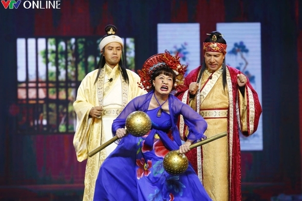 Gala cười 2024: Quang Thắng, Thái Sơn méo mặt vì bị Vân Dung thử lòng - Ảnh 2.