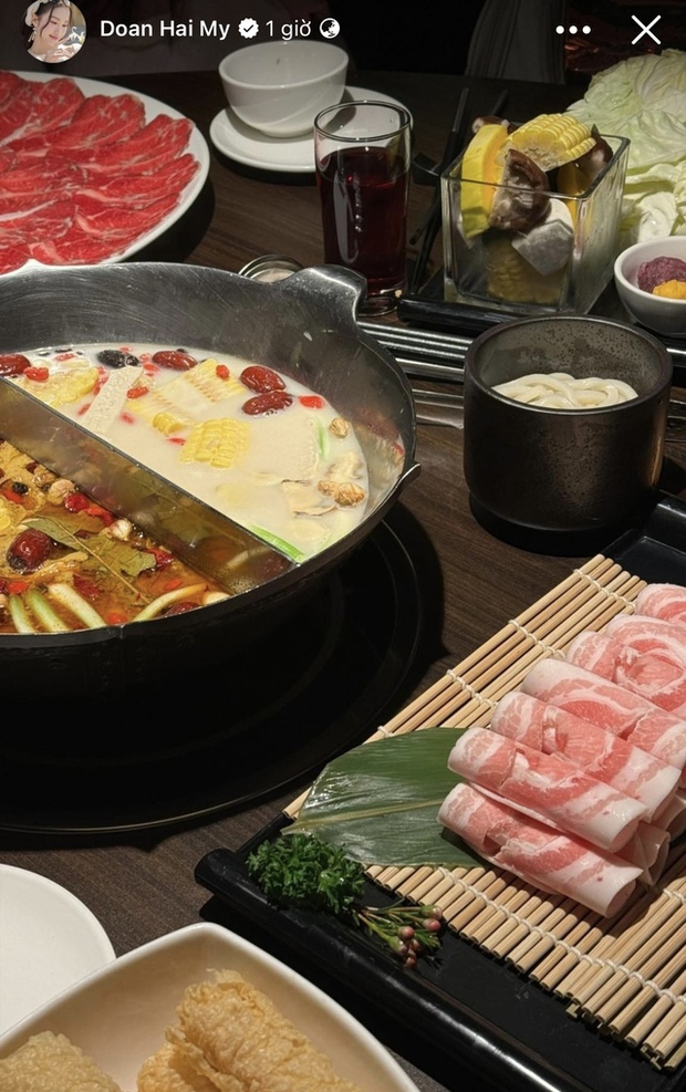 Valentine chưa hoa chưa quà, Đoàn Văn Hậu và Doãn Hải My tụ tập với người quen - Ảnh 2.