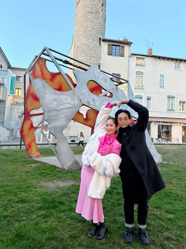 Khánh Thi - Phan Hiển khóa môi lãng mạn, tung bộ ảnh cực tình ở Pháp - Ảnh 6.