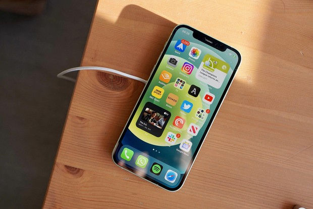 Loạt siêu phẩm smartphone đình đám một thời giảm đậm chục triệu cận Tết, rẻ chưa từng có trong lịch sử - Ảnh 3. Loạt siêu phẩm smartphone đình đám một thời giảm đậm chục triệu cận Tết, rẻ chưa từng có trong lịch sử - Ảnh 3.
