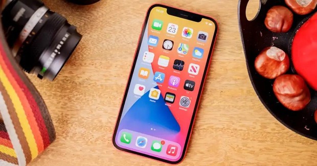 Loạt siêu phẩm smartphone đình đám một thời giảm đậm chục triệu cận Tết, rẻ chưa từng có trong lịch sử - Ảnh 1. Loạt siêu phẩm smartphone đình đám một thời giảm đậm chục triệu cận Tết, rẻ chưa từng có trong lịch sử - Ảnh 1.