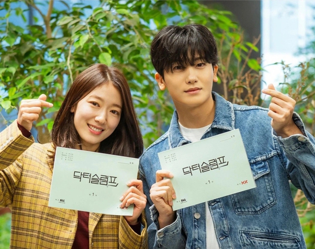 Thiếu gia Kbiz Park Hyung Sik bất ngờ làm rõ tin hẹn hò Park Bo Young sau 7 năm, khiến Park Shin Hye thốt lên 1 câu - Ảnh 4.