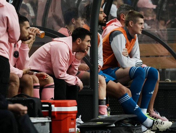 Messi xin lỗi, cổ động viên Trung Quốc không ngừng chỉ trích - Ảnh 2.