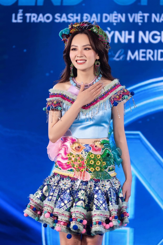 1 Hoa hậu đem See tình đi thi quốc tế, còn hát hit NewJeans giao lưu với đối thủ! - Ảnh 4.