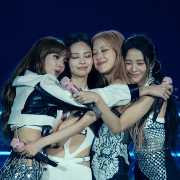 BLACKPINK sau khi tự làm chủ chính mình, fan không sợ đói nữa! - Ảnh 18.