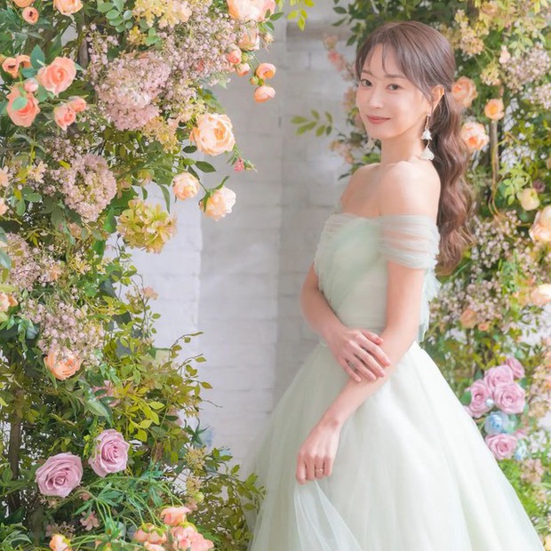 Hình ảnh Yeon Min Ji trên sân khấu.