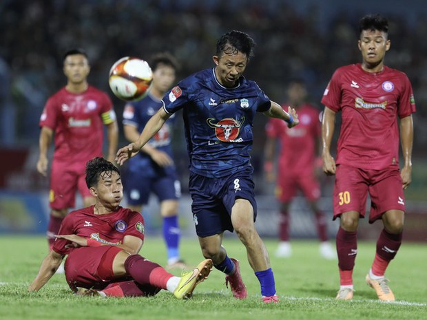 Chia điểm với Khánh Hoà - Thủ môn Hoài Anh
