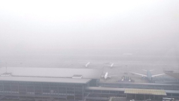 Mây mù tại các sân bay phía Bắc có thể kéo dài đến ngày 29 Tết - Ảnh 1.