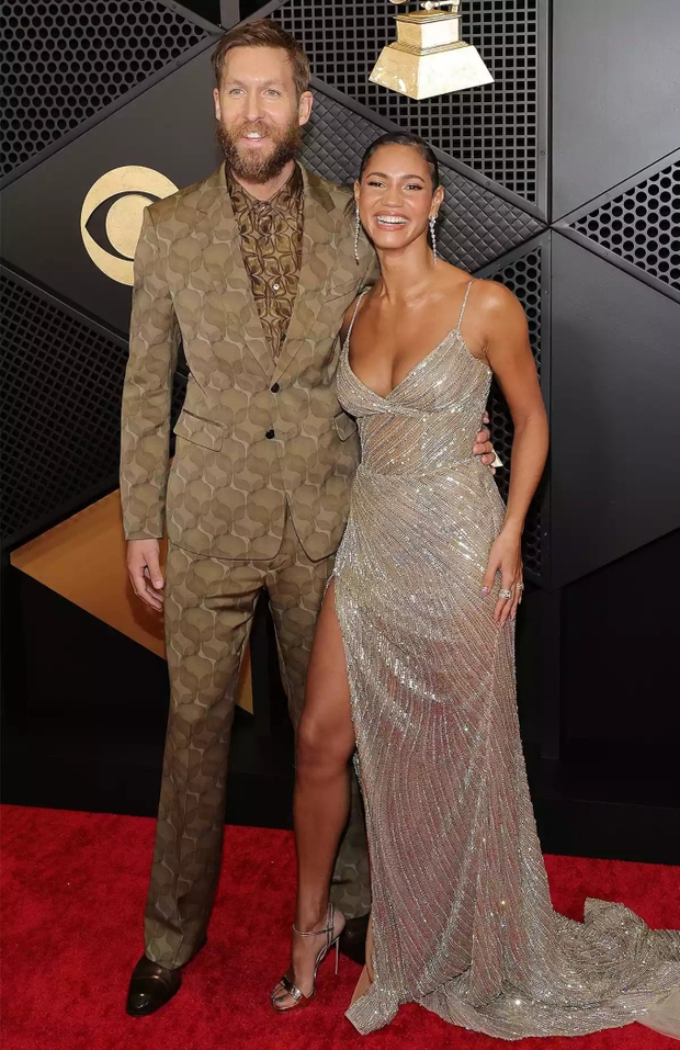 Super Grammy red carpet 2024: King snake Taylor Swift closely slashes the "sad girl" pairing of Lana Del Rey and Miley Cyrus, not as controversial as Doja Cat's indiscretion - Photo 21.