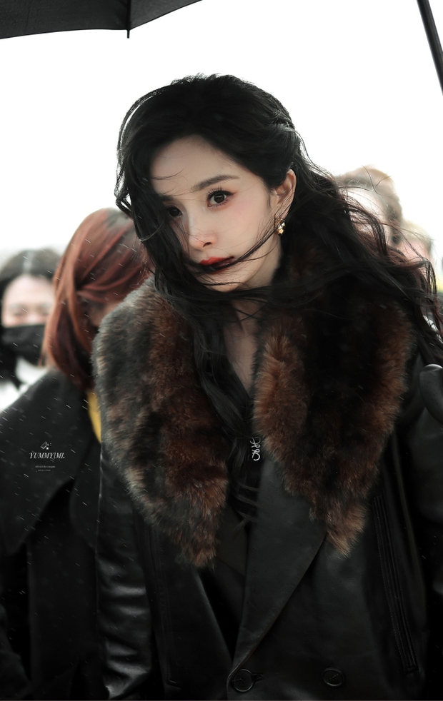 Lộ diện giám khảo kỳ thi năng khiếu vào Bắc Ảnh, thí sinh nhìn lướt profile thôi đã run cầm cập chứ chưa cần vào thi! - Ảnh 2.