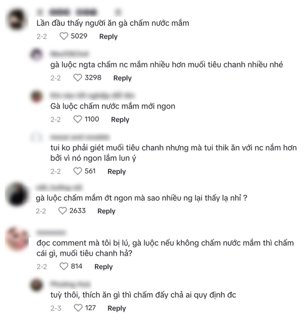 Dân mạng tranh cãi ầm ĩ khi thấy có người ăn thịt gà luộc chấm nước mắm, liệu đây có phải cách kết hợp lạ lùng? - Ảnh 2.