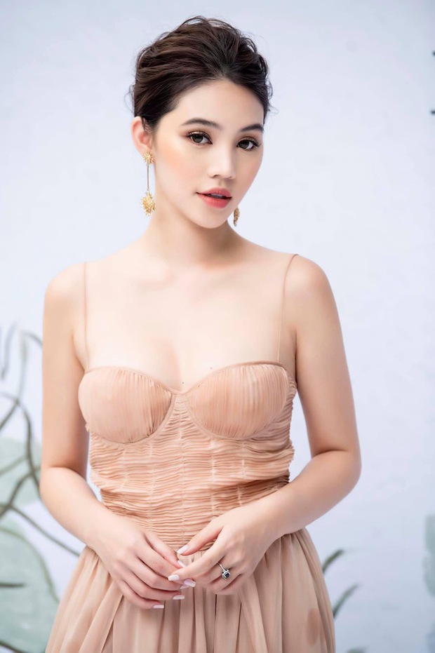 Hoa hậu Việt khoe eo thon hậu nghi vấn mang thai, tiết lộ tâm trạng hiện tại sau khi dính drama tại Thái Lan - Ảnh 4.