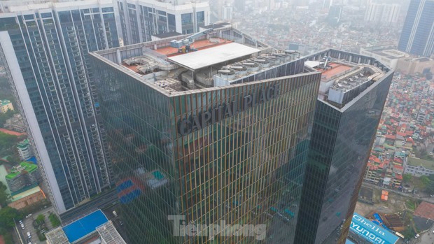 Cận cảnh tòa nhà 1 tỷ USD ở Hà Nội của bà Trương Mỹ Lan - Ảnh 3.