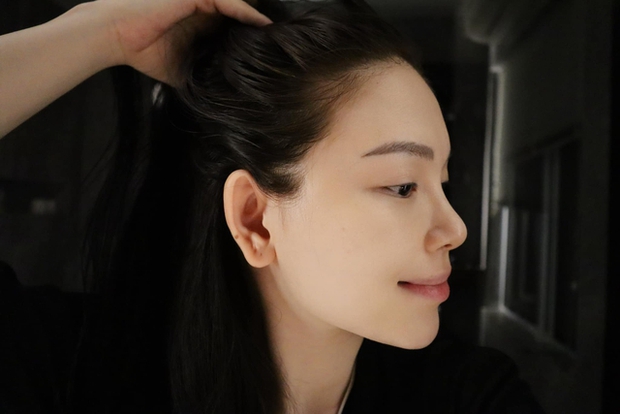 Nàng dâu hào môn Linh Rin chia sẻ bí quyết giảm rụng tóc sau sinh, netizen lập tức bật chế độ check var - Ảnh 1.