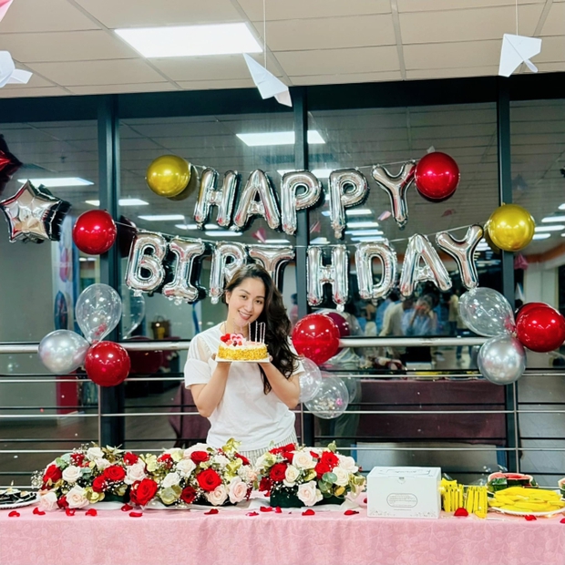 Hình ảnh đáng yêu của gia đình Khánh Thi - Phan Hiển.