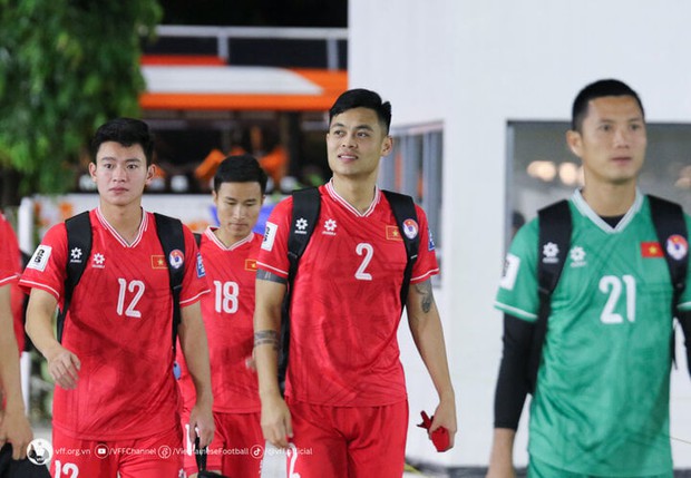 Đội tuyển Việt Nam tập hết công suất - Ảnh 3.