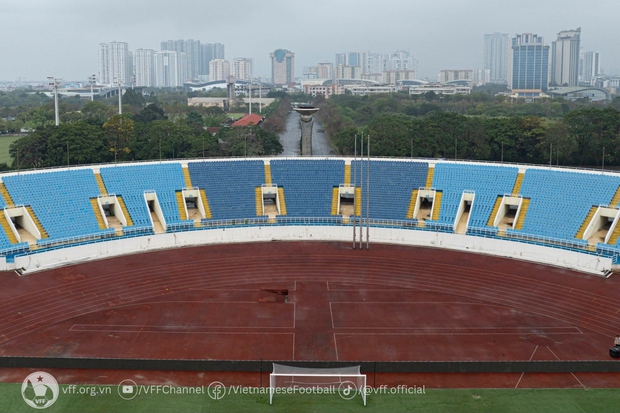 Mặt cỏ sân Mỹ Đình ghi điểm trước trận ĐT Việt Nam quyết đấu ĐT Indonesia - Ảnh 9.