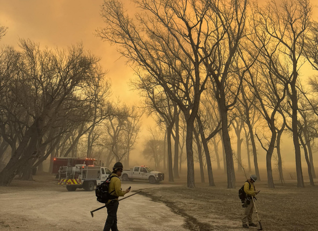 Vụ cháy rừng Smokehouse Creek ở Texas nghiêm trọng nhất trong lịch sử nước Mỹ - Ảnh 3.