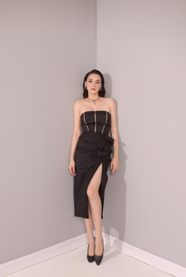 Mỹ nhân Việt 10 năm nhan sắc không hề già đi, mẹ hai con vẫn gây mê vì body cực quyến rũ - Ảnh 6. Mỹ nhân Việt 10 năm nhan sắc không hề già đi, mẹ hai con vẫn gây mê vì body cực quyến rũ - Ảnh 6.
