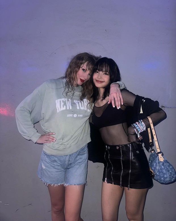 Lisa và đặc quyền tại The Eras Tour: Staff dẫn đến chụp ảnh cùng Taylor Swift, Rosé thì thế nào? - Ảnh 4.