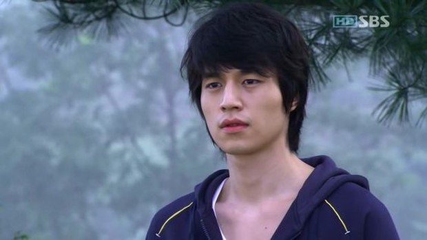 Hot lại clip Lee Dong Wook bập bẹ tỏ tình bằng tiếng Việt, nhan sắc sau 20 năm vẫn trẻ đẹp - Ảnh 5.