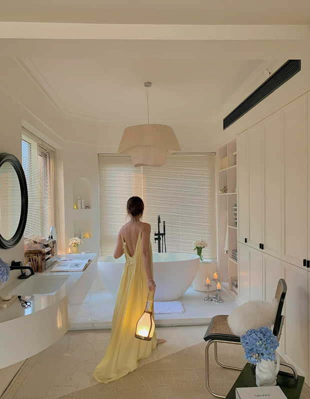 Chi gần 8 tỷ để sở hữu căn nhà ngắm view hoàng hôn cực đỉnh, dành hẳn một phòng cho mèo - Ảnh 5. Chi gần 8 tỷ để sở hữu căn nhà ngắm view hoàng hôn cực đỉnh, dành hẳn một phòng cho mèo - Ảnh 5.