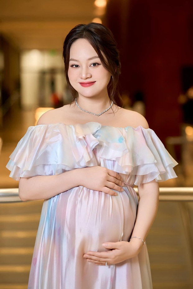Diễn viên Lan Phương hạnh phúc thông báo đã sinh con thứ 2, tiết lộ điều đặc biệt hiếm khi xảy ra - Ảnh 3.
