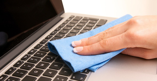 5 bước vệ sinh laptop đơn giản để máy luôn sạch sẽ thơm tho "không ...
