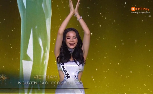 Chung kết Miss Universe 2024: Kỳ Duyên xuất hiện hô tên cực đã tai, chính thức lọt top 30!- Ảnh 4.