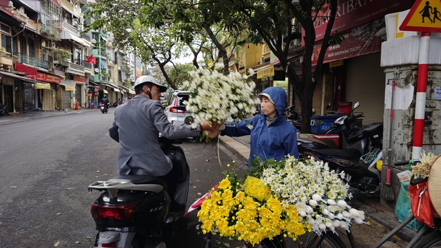 Sáng nay, mùa Đông Hà Nội đã về thật rồi!- Ảnh 17.