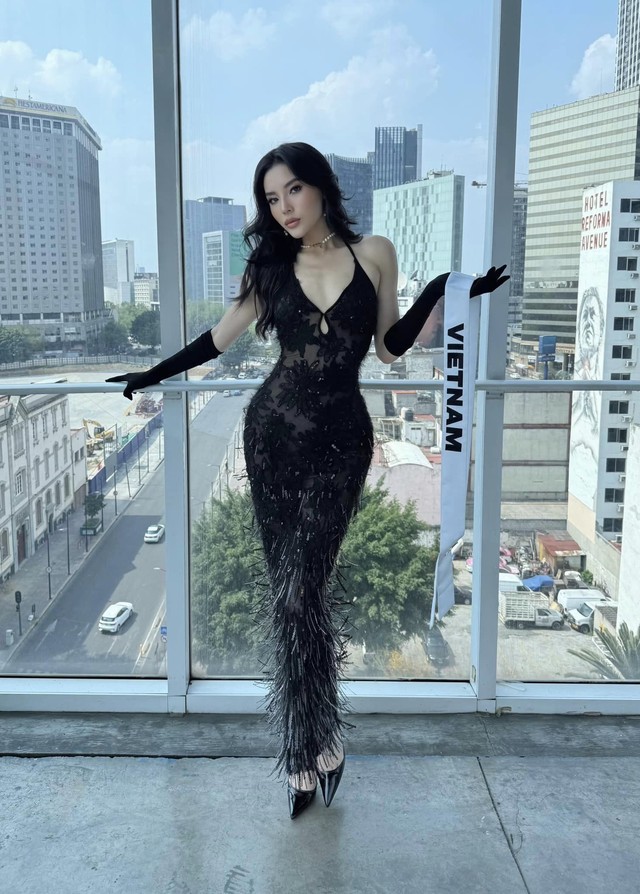 Kỳ Duyên ngày thứ 10 Miss Universe: Người khen 