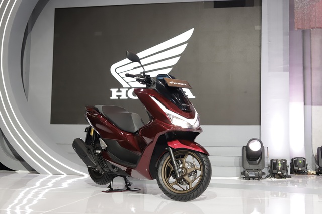 Honda ra mắt Honda ra mắt