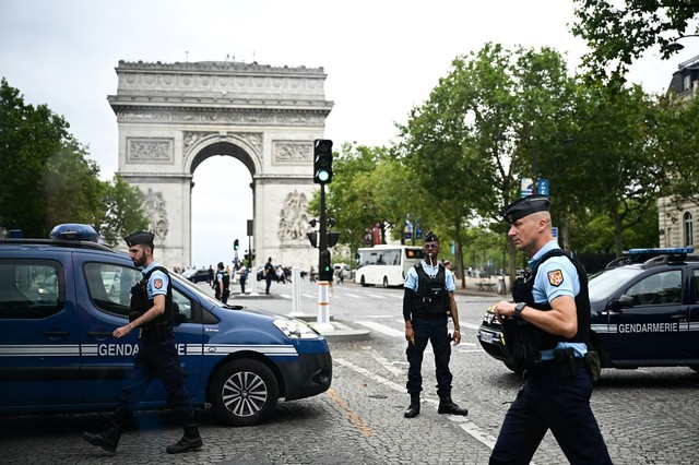 Không khí cực nóng trước khai mạc Olympic Paris “chưa từng có trong lịch sử”: Buổi lễ được mong đợi đối mặt với nguy cơ bất ngờ- Ảnh 1.