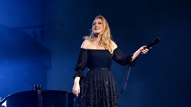 Tháng 8 rủ nhau đi concert Adele đi, giá chỉ 960 nghìn đồng/vé!- Ảnh 1.