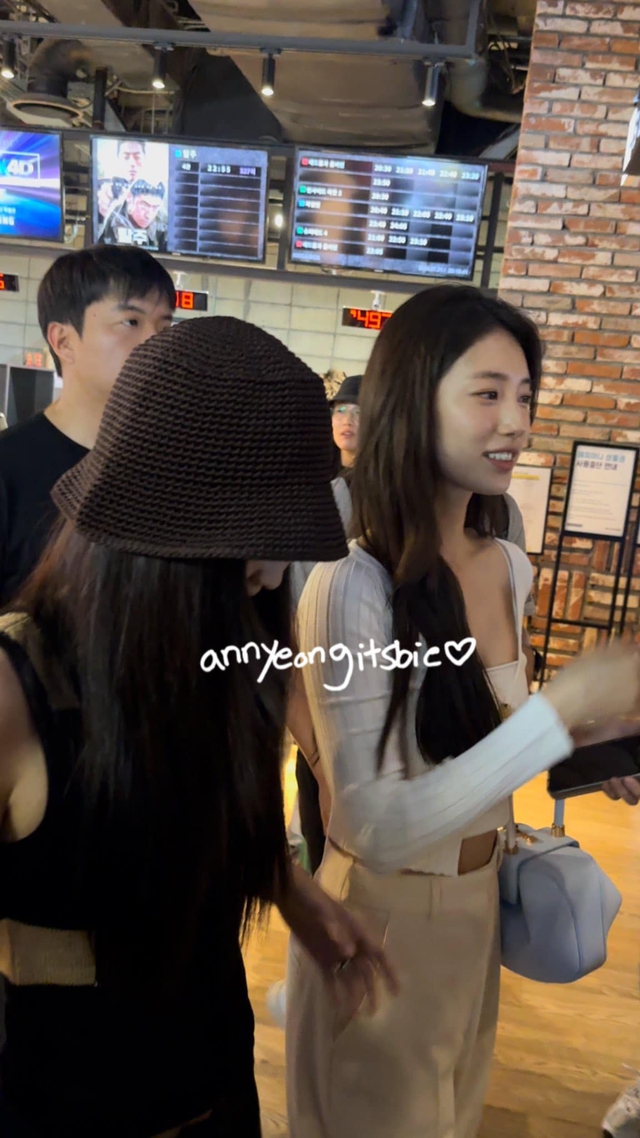 VIP event gathering Jennie and Suzy: The beauty of the 3 hottest goddesses in Kpop is not as good as the attitude of the BLACKPINK rapper - Photo 2.