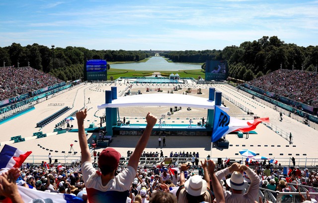 Olympic 2024 và những con số khó tin: 7 màn cầu hôn thành công, 91 kg tháp Eiffel cho VĐV và 7.000 chiếc bánh mỗi ngày- Ảnh 2.