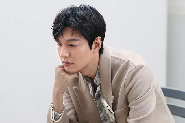 Lee Min Ho vì một mỹ nhân mà làm điều chưa từng có, netizen phát cuồng đòi yêu gấp- Ảnh 1.