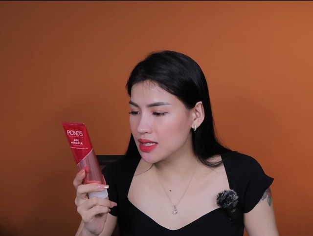 Hà Linh review 19 loại sữa rửa mặt mua ở siêu thị: Hàng Việt chất lượng cao, chê mạnh vài loại hot- Ảnh 25.