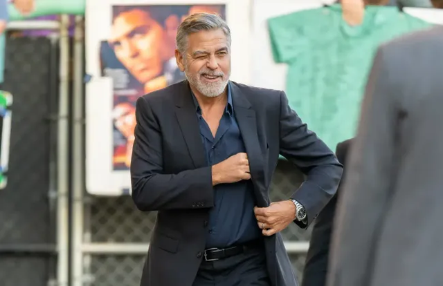 George Clooney tự đấu giá chính mình- Ảnh 1.