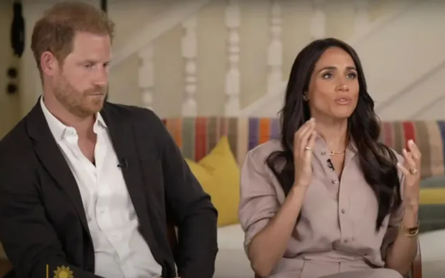 Meghan Markle plans to tell the story of the British Royal Family in a new memoir - Photo 1.