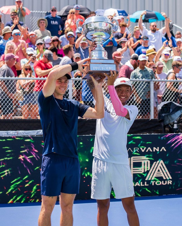 "Thần đồng pickleball" Quang Dương lên ngôi vô địch thế giới- Ảnh 1.