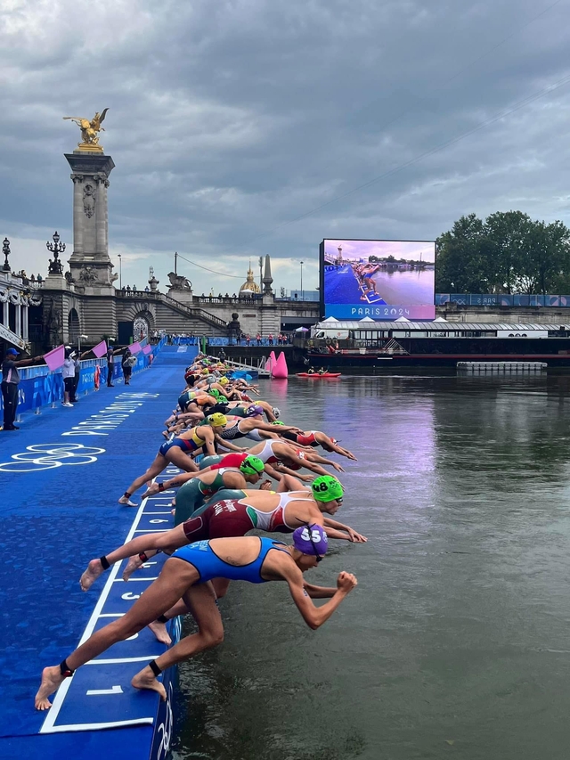 Sau 1 tuần tranh tài, đây là những hình ảnh đẹp nhất Olympic Paris 2024: Khi từng khoảnh khắc đều kể nên một câu chuyện- Ảnh 8.