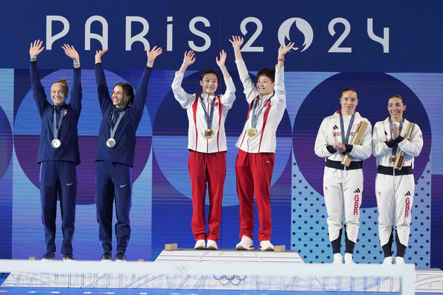 Sau 1 tuần tranh tài, đây là những hình ảnh đẹp nhất Olympic Paris 2024: Khi từng khoảnh khắc đều kể nên một câu chuyện- Ảnh 12.