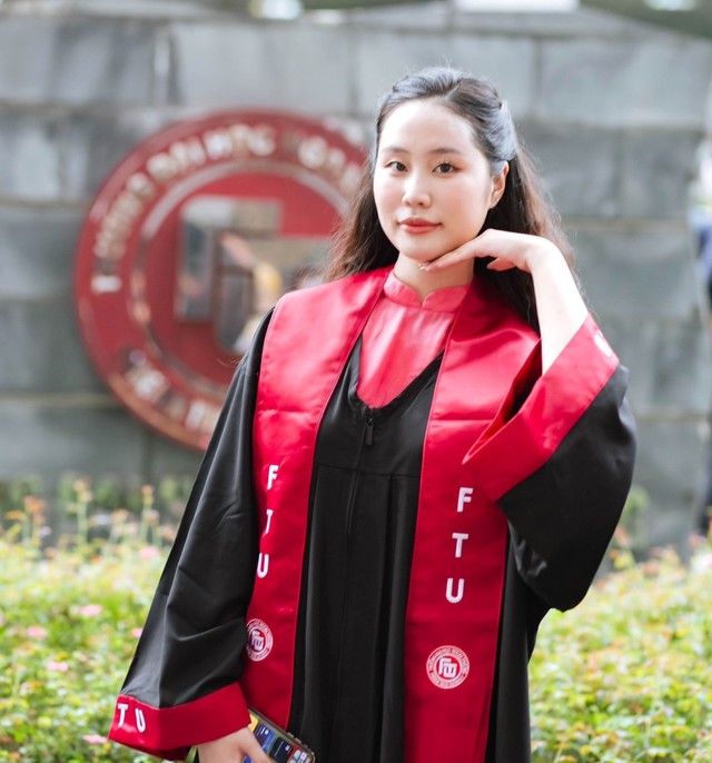 Top 2 người tên Khánh Linh mà ai cũng tin tưởng: Nắm tay nhau tốt nghiệp "Harvard Việt Nam" với GPA tuyệt đối!- Ảnh 1.