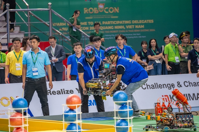 Toàn cảnh ABU Robocon 2024 do Việt Nam đăng cai: Nghẹt thở đến giây cuối cùng, đội chủ nhà mất ngôi Quán quân vì một lỗi nhỏ- Ảnh 16.