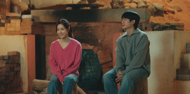 Love Next Door tập 5: Jung Hae In cáu gắt với Jung So Min, một nhân vật mới xuất hiện khiến netizen lo lắng- Ảnh 4.