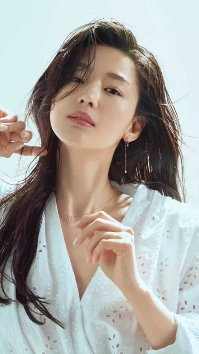 10 nữ diễn viên giàu nhất Hàn Quốc: Song Hye Kyo đứng hạng 3, số 1 xứng danh "quốc bảo nhan sắc"- Ảnh 5.