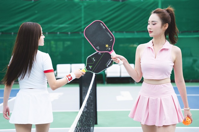 Lên sân Pickleball gặp "hot girl mặc đẹp sống ảo": Làm màu vài buổi đã giảm vèo 2kg- Ảnh 13.