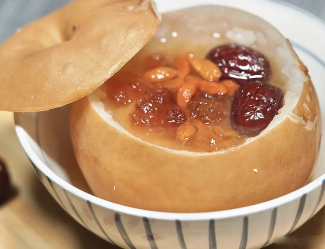 6 loại tr&aacute;i c&acirc;y chỉ cần nấu l&agrave; biến th&agrave;nh 'thuốc qu&yacute;', nh&acirc;n đ&ocirc;i dinh dưỡng, chữa nhiều bệnh tật- Ảnh 4.